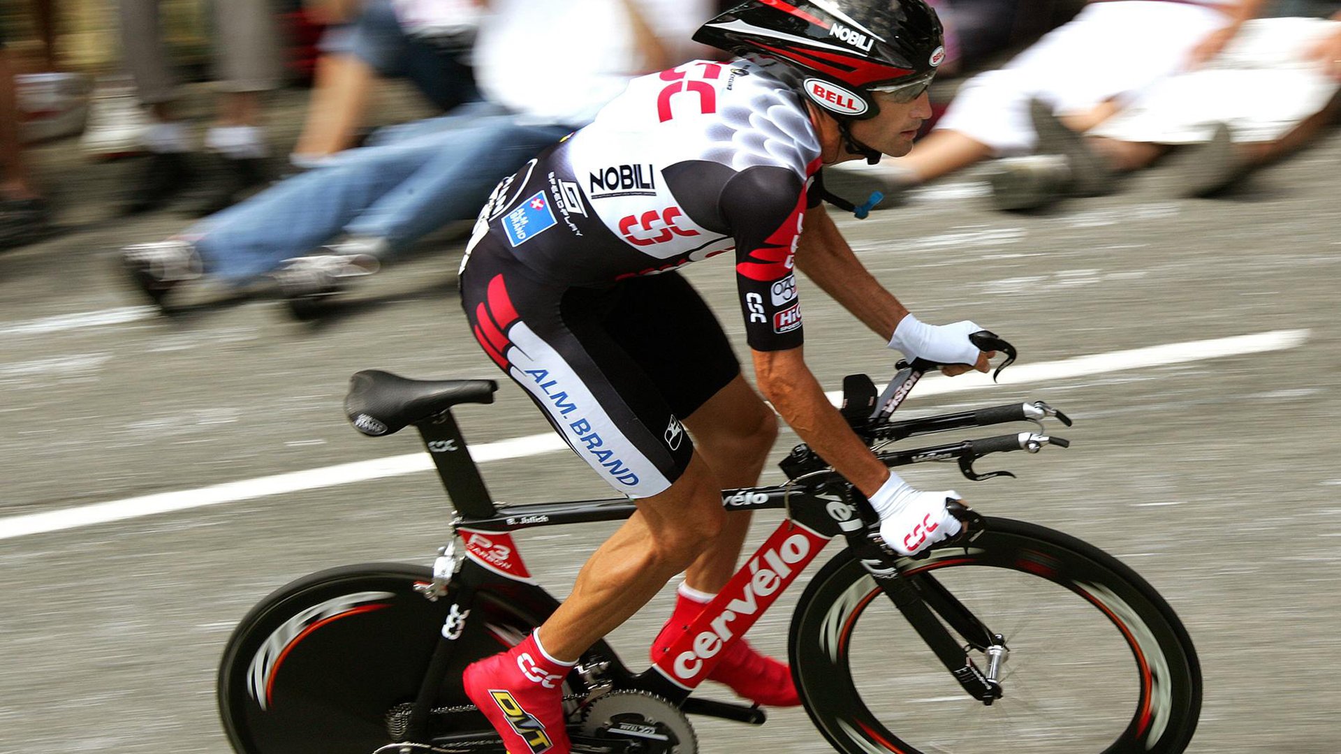 开云·体育官网APP下载-T1战队沉着应对强敌挑战，t1战队沉着应对强敌挑战怎么打